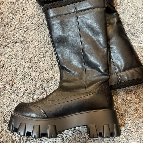 Faux Fur Platform Boots - Picture 2 of 3